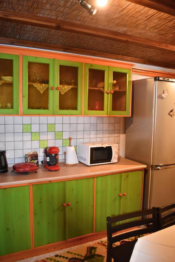 Lila'S Guest House Mikros Prinos المظهر الخارجي الصورة