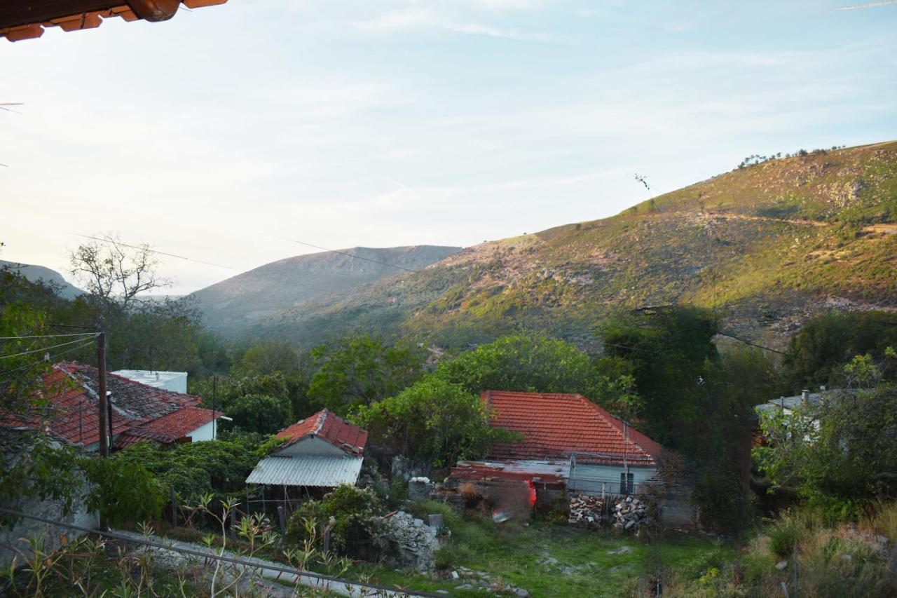 Lila'S Guest House Mikros Prinos المظهر الخارجي الصورة