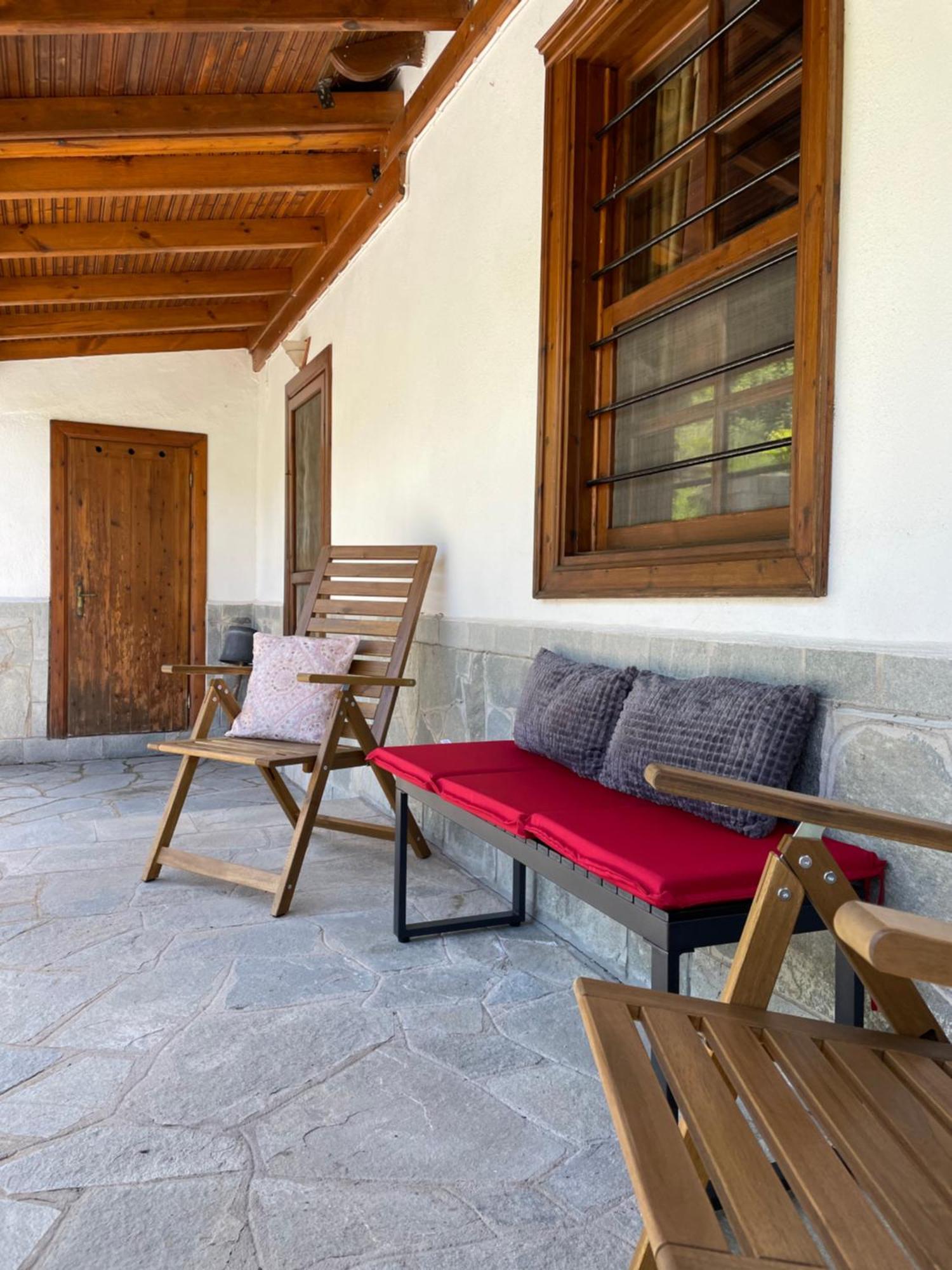 Lila'S Guest House Mikros Prinos المظهر الخارجي الصورة